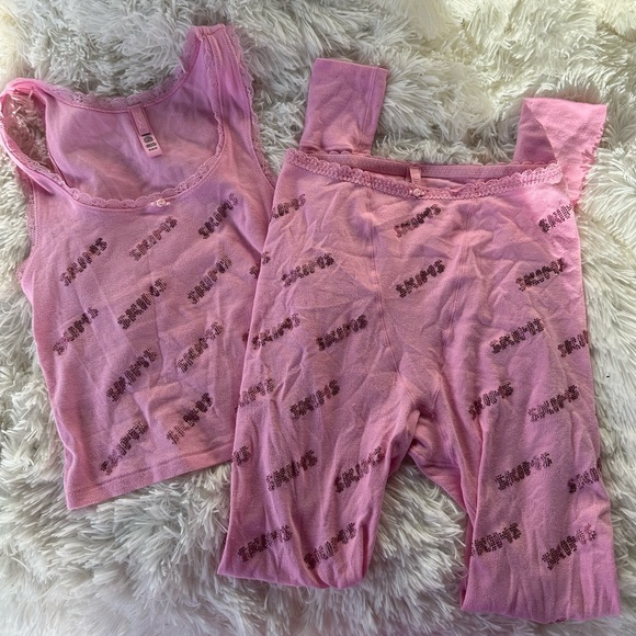 SKIMS Rhinestone Pointelle Pant and Top Set - Picture 1 of 9